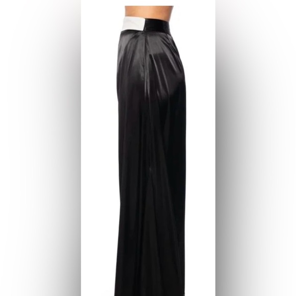RISKY BUSINESS WRAP AROUND WIDE LEG SATIN PANT IN BLACK - Picture 7 of 11